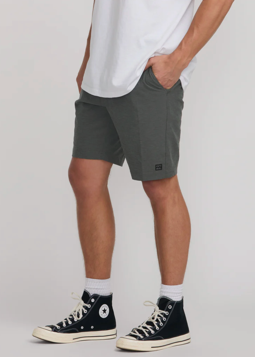 Crossfire Submersible Shorts - Asphalt | Abbey Road Kaikoura
