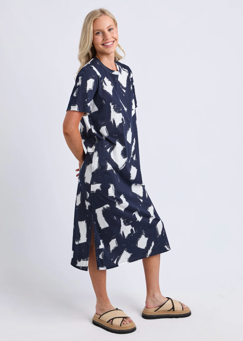 Klee Tee Dress - Navy Yardage Print | Abbey Road Kaikoura