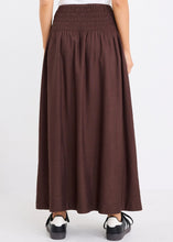 Load image into Gallery viewer, Byron Chocolate Linen Blend Shirred Waist Maxi Skirt | Abbey Road Kaikoura
