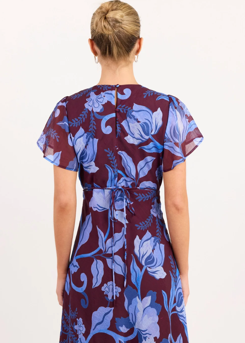 Chariot Burgundy Blue Floral Flutter Sleeve Maxi Dress | Abbey Road Kaikoura