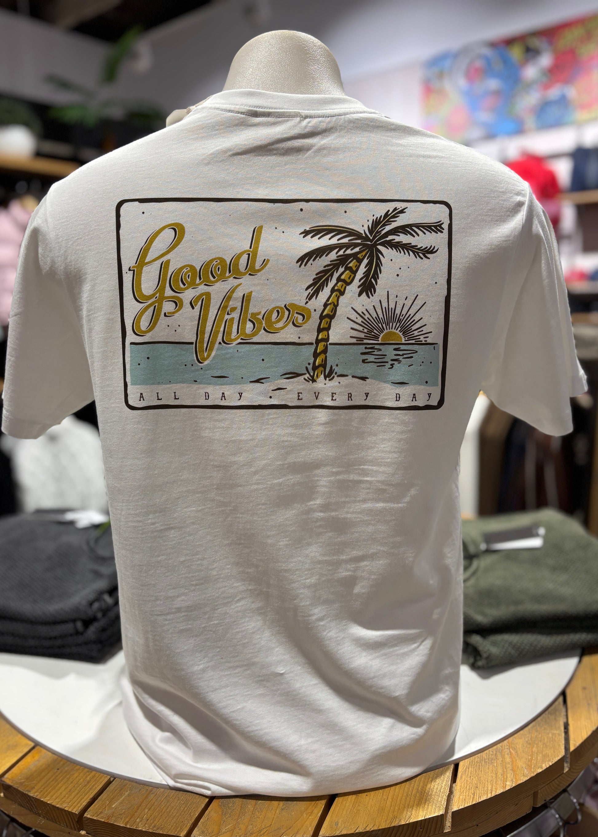 Good Vibes Palm -White | Abbbey Road Kaikoura