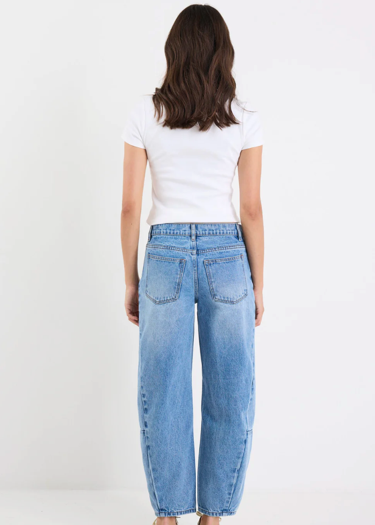 Graduate 90s Blue Non Stretch Barrel Jeans | Abbey Road Kaikoura