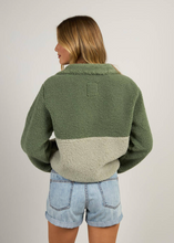 Load image into Gallery viewer, Horizon Mock Neck Half Zip Fleece | Abbey Road Kaikoura