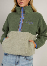 Load image into Gallery viewer, Horizon Mock Neck Half Zip Fleece | Abbey Road Kaikoura