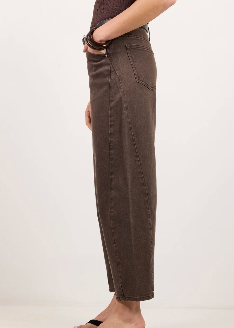 Idolise Mocha Stretch Soft Barrel Jean | Abbey Road Kaikoura