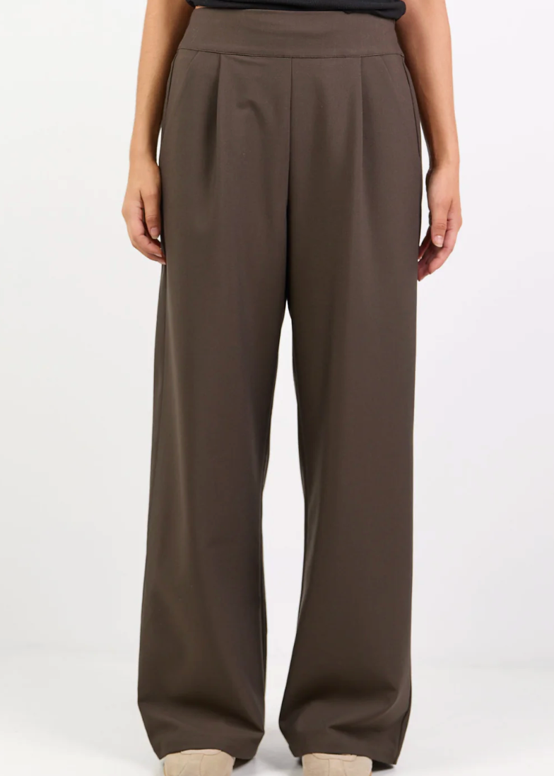 Instinctive Dark Chocolate Wide Leg Elastic Black Pants | Abbey Road Kaikoura