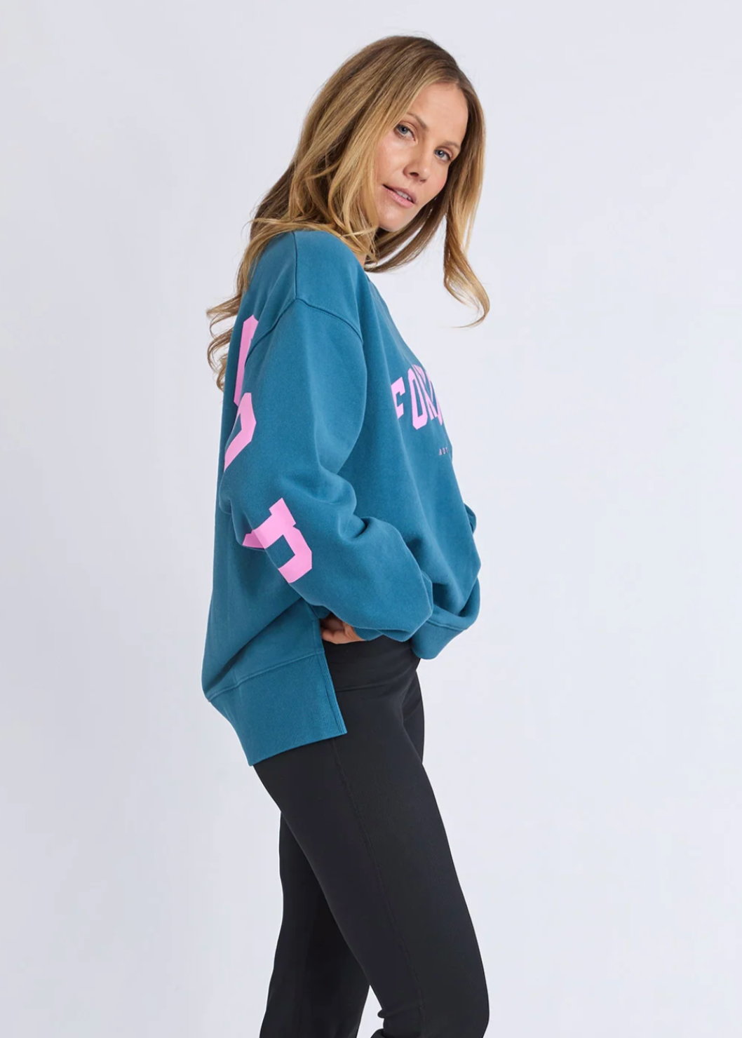 Interval Crew - Ocean/Neon Pink | Abbey Road Kaikoura