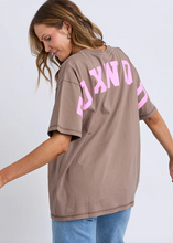 Load image into Gallery viewer, Interval Tee - Brown/Pink | Abbey Road Kaikoura