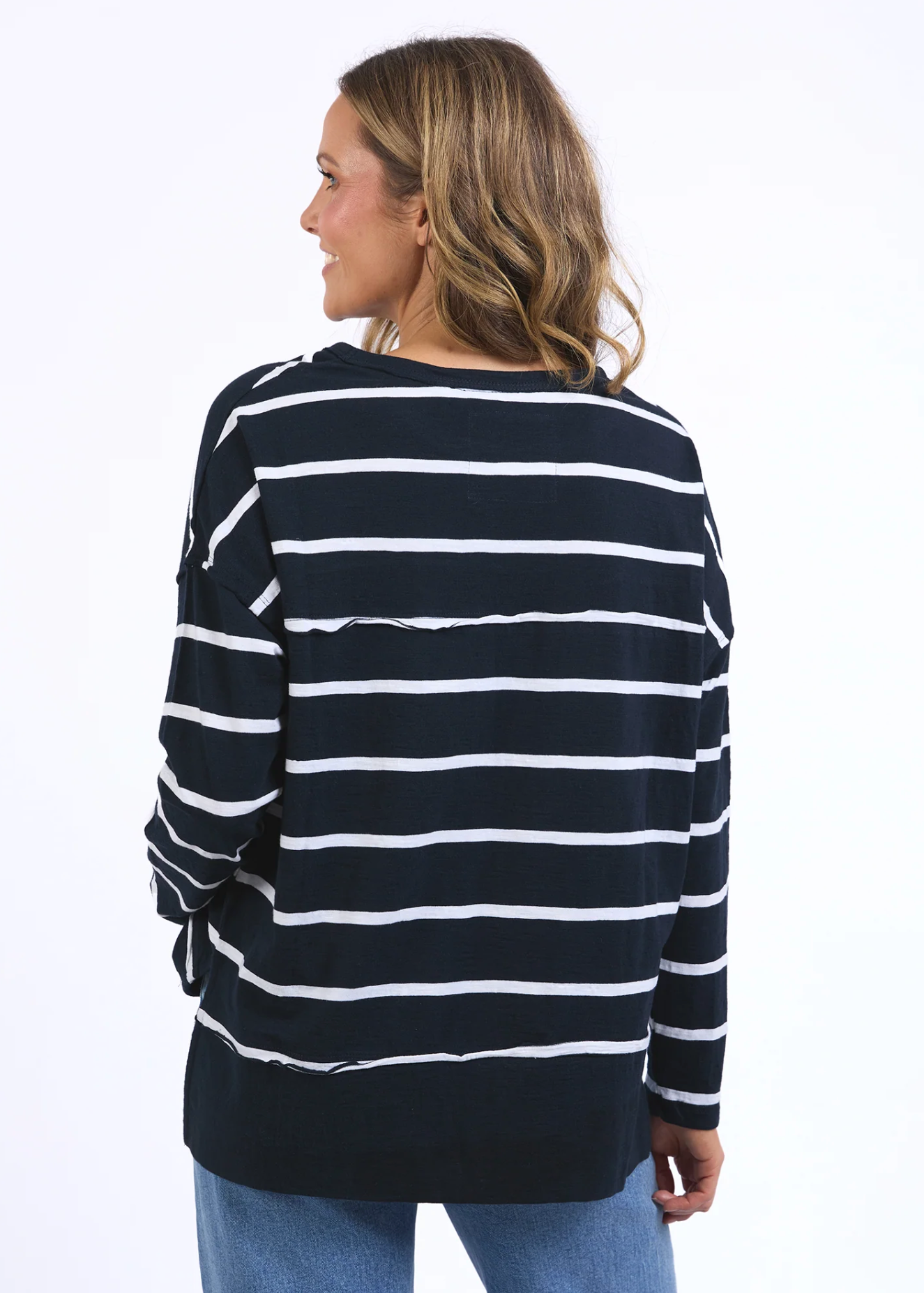 Jayne Stripe Throw On Top - Navy | Abbey Road Kaikoura