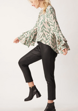 Load image into Gallery viewer, Lemon Tree Sonya Pant /Black Houndstooth|Abbey Road