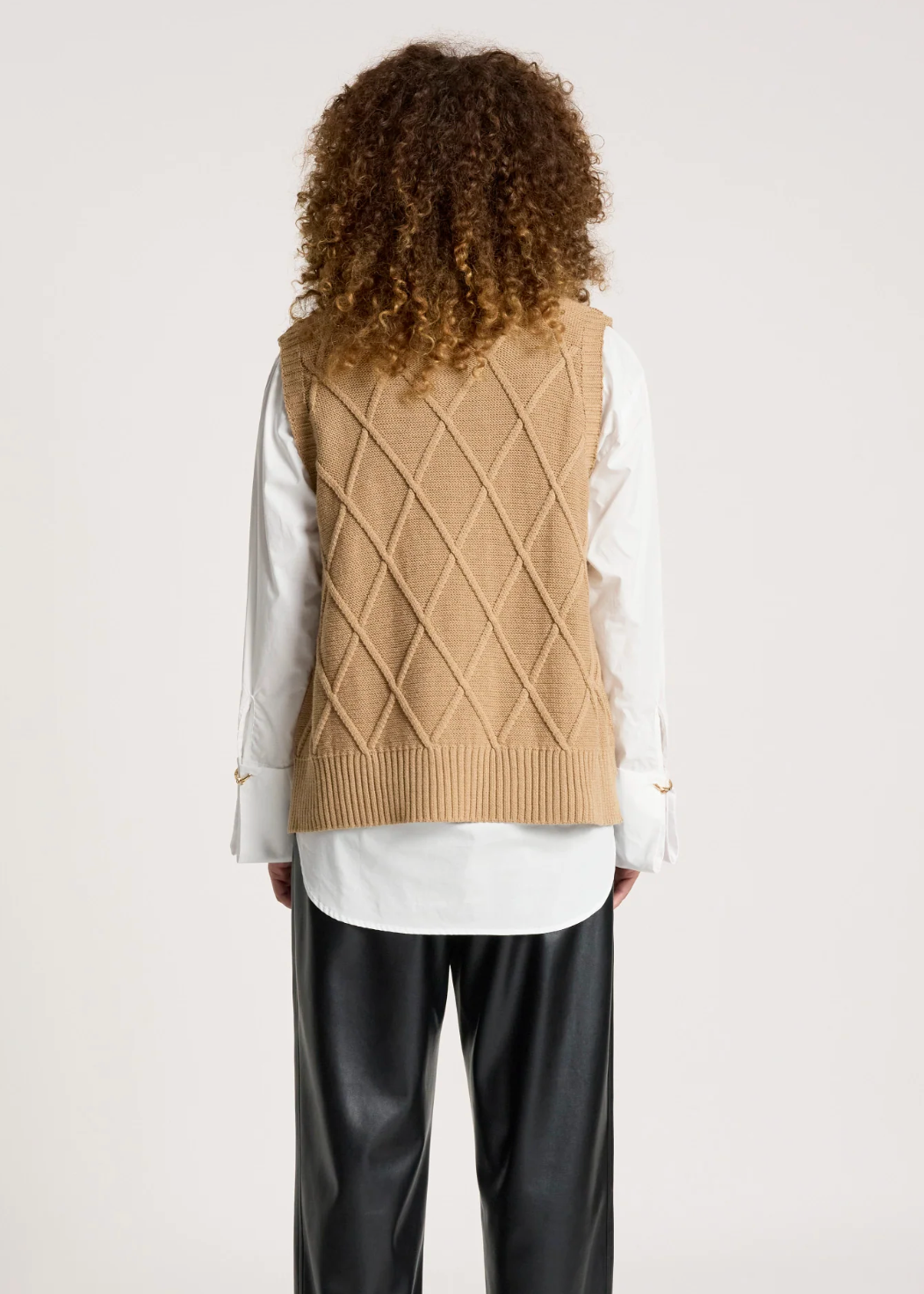 Liora Knit Vest - Mocha  | Abbey Road Kaikoura