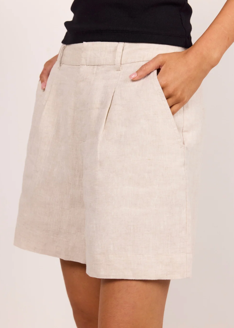 Literal Natural Linen Pleat Front Shorts | Abbey Road Kaikoura