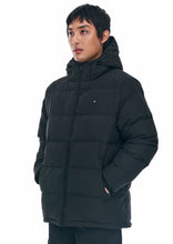 Load image into Gallery viewer, Huffer Mens Classic Down Jacket/ Black|Abbey Road