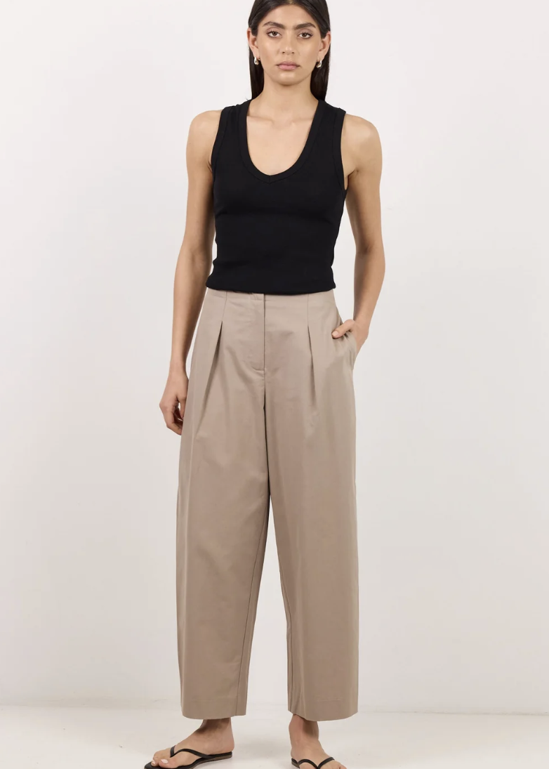 Manifesto Stone Front Pleat Barrel Leg Pant | Abbey Road Kaikoura