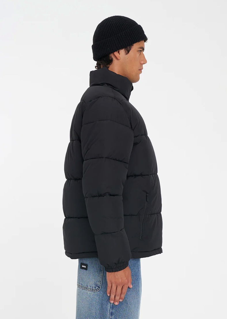 Mens HFR Track Puffer Jacket - Black | Abbey Road Kaikoura