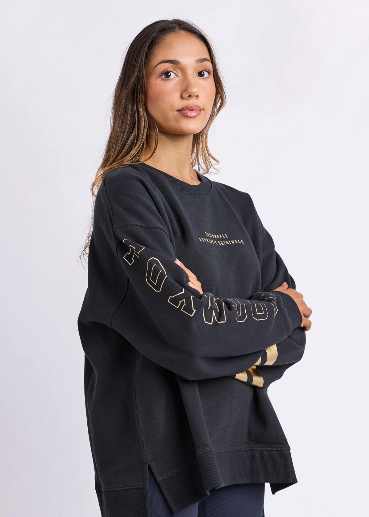 Metallic Origin Crew - Black/Gold | Abbey Road Kaikoura