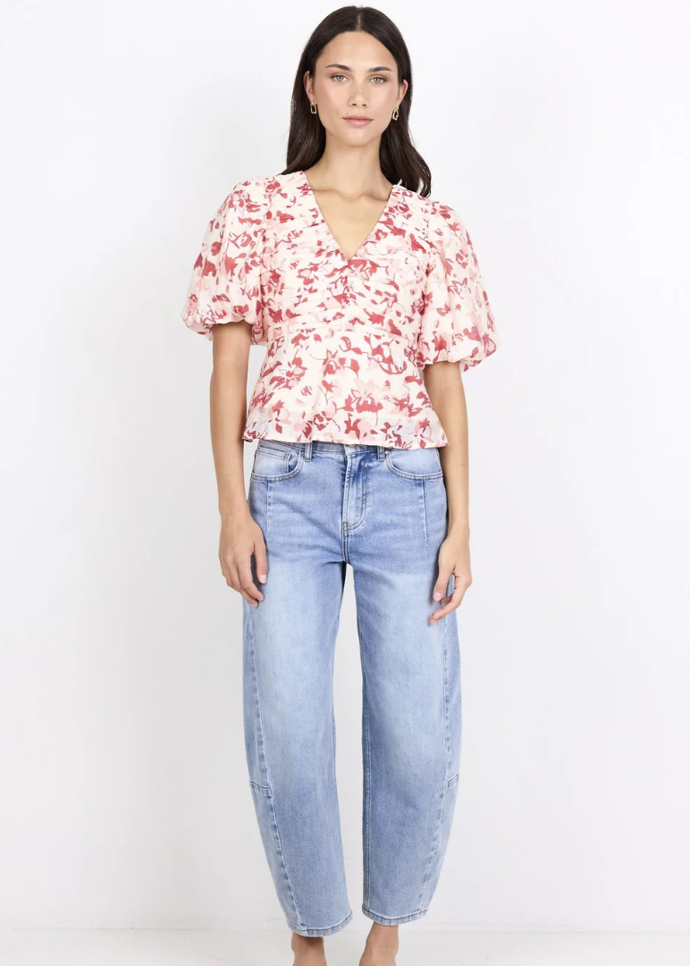 Notch Cream Red Poppy Pleat Front Bubble Sleeve Top | Abbey Road Kaikoura