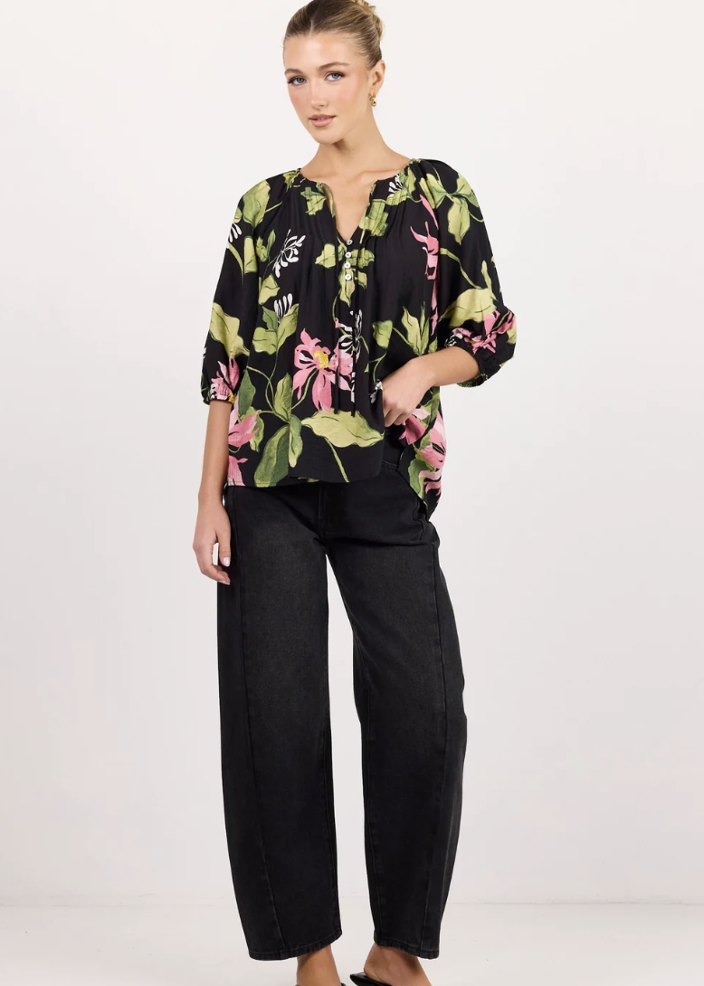Refine Black Blush Floral Pintuck Front Mid Sleeve Top | Abbey Road Kaikoura