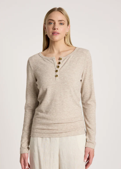 Rumi Long Sleeve Top - Bisque  | Abbey Road Kaikoura