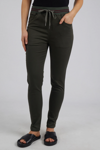 Foxwood\Sylvia Jogger/ Khaki|Abbey Road