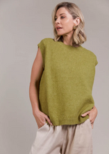 Load image into Gallery viewer, EB &amp; IVE | Folie Vest | Abbey Road Kaikoura
