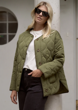 Load image into Gallery viewer, STORIES TO BE TOLD | Peak Oversized Padded Shell Jacket | Abbey Road Kaikoura