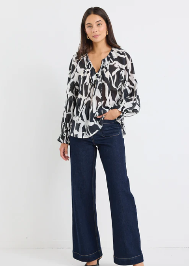 Refine Black Cream Squiggle Pintuck Front LS Top | Abbey Road Kaikoura