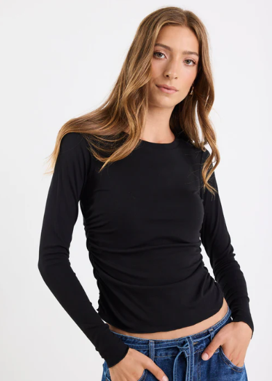 Muster Black Stretch Rounded Side Crew Top | Abbey Road Kaikoura