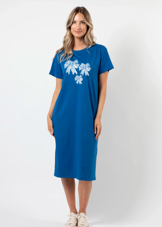 Maxie T-Shirt Dress Deep Blue Bowtiful | Abbey Road Kaikoura
