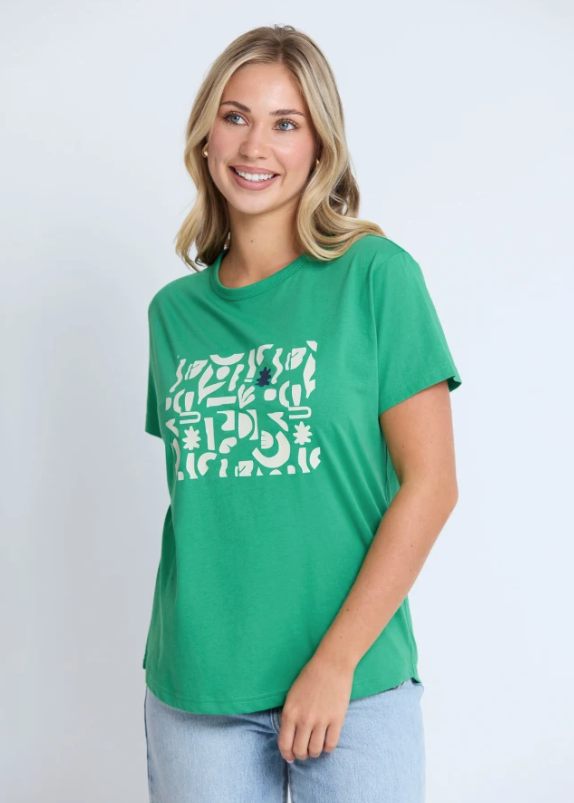 Ace Tee Geo Green Grass | Abbey Road Kaikoura