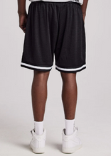 Load image into Gallery viewer, Huffer 3 baller BB Short/Black|Abbey Road