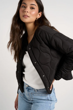 Load image into Gallery viewer, STORIES TO BE TOLD | Apex Collarless Puffer Jacket Black | Abbey Road Kaikoura