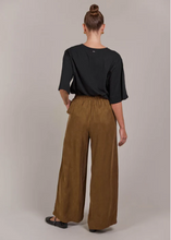 Load image into Gallery viewer, EB &amp; IVE | Eden Pant | Abbey Road Kaikoura
