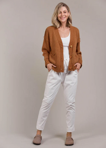 EB & IVE | Katana Cardigan | Abbey Road Kaikoura