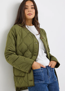 STORIES TO BE TOLD | Peak Oversized Padded Shell Jacket | Abbey Road Kaikoura