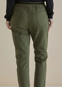 Betty Basics\Dakota Jean/Khaki|Abbey Road