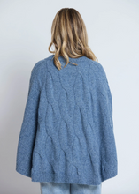 Load image into Gallery viewer, STELLA &amp; GEMMA | Cable Poncho | Abbey Road Kaikoura