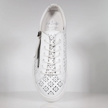 Load image into Gallery viewer, MINX | Zip Band Perf - White | Abbey Road Kaikoura