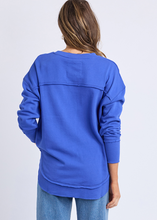 Load image into Gallery viewer,  Foxwood Simplified Metallic Crew Blue | Abbey Road Kaikoura
