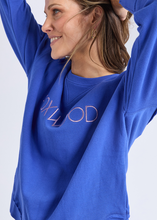 Load image into Gallery viewer,  Foxwood Simplified Metallic Crew Blue | Abbey Road Kaikoura