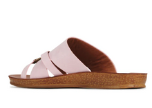 Load image into Gallery viewer, Los Cabos - Bride | Abbey Road Kaikoura