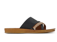 Load image into Gallery viewer, Los Cabos - Bride | Abbey Road Kaikoura