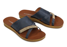 Load image into Gallery viewer, Los Cabos - Bride | Abbey Road Kaikoura