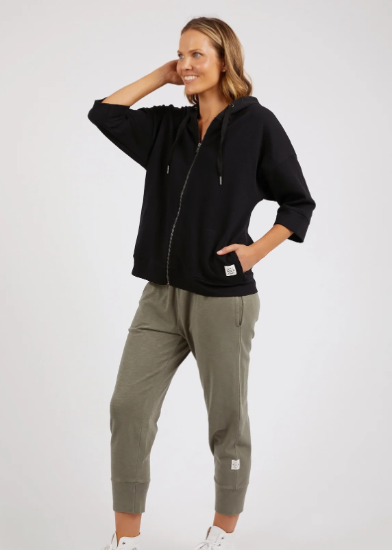 Beachy Zip Hoodie Black | Abbey Road Kaikoura