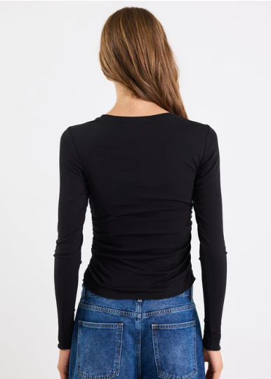 Muster Black Stretch Rounded Side Crew Top | Abbey Road Kaikoura