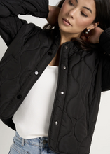 Load image into Gallery viewer, STORIES TO BE TOLD | Apex Collarless Puffer Jacket Black | Abbey Road Kaikoura