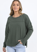 Load image into Gallery viewer, Foxwood\Jayne Throw On Top/ Khaki|Abbey Road