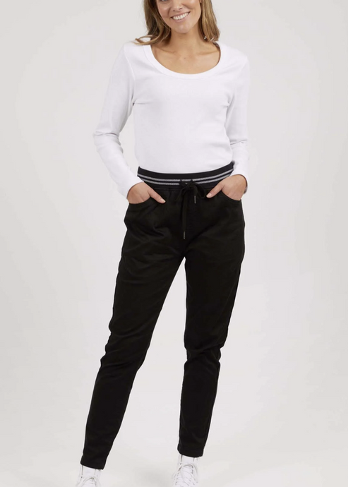 Elm\Margo Jogger /Black|Abbey Road