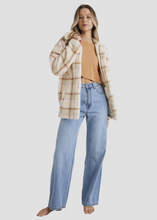 Load image into Gallery viewer, Billabong\Calm Down Jacket /Multi|Abbey Road