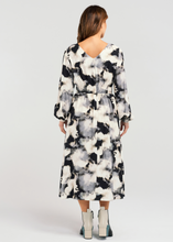 Load image into Gallery viewer, Zafina\Jesse Dress / Nimbus|Abbey Road